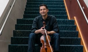 Violist Masumi Rostad