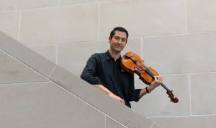 Violist Masumi Rostad