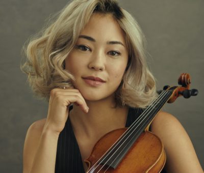 Violinist Simone Porter