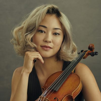 Violinist Simone Porter